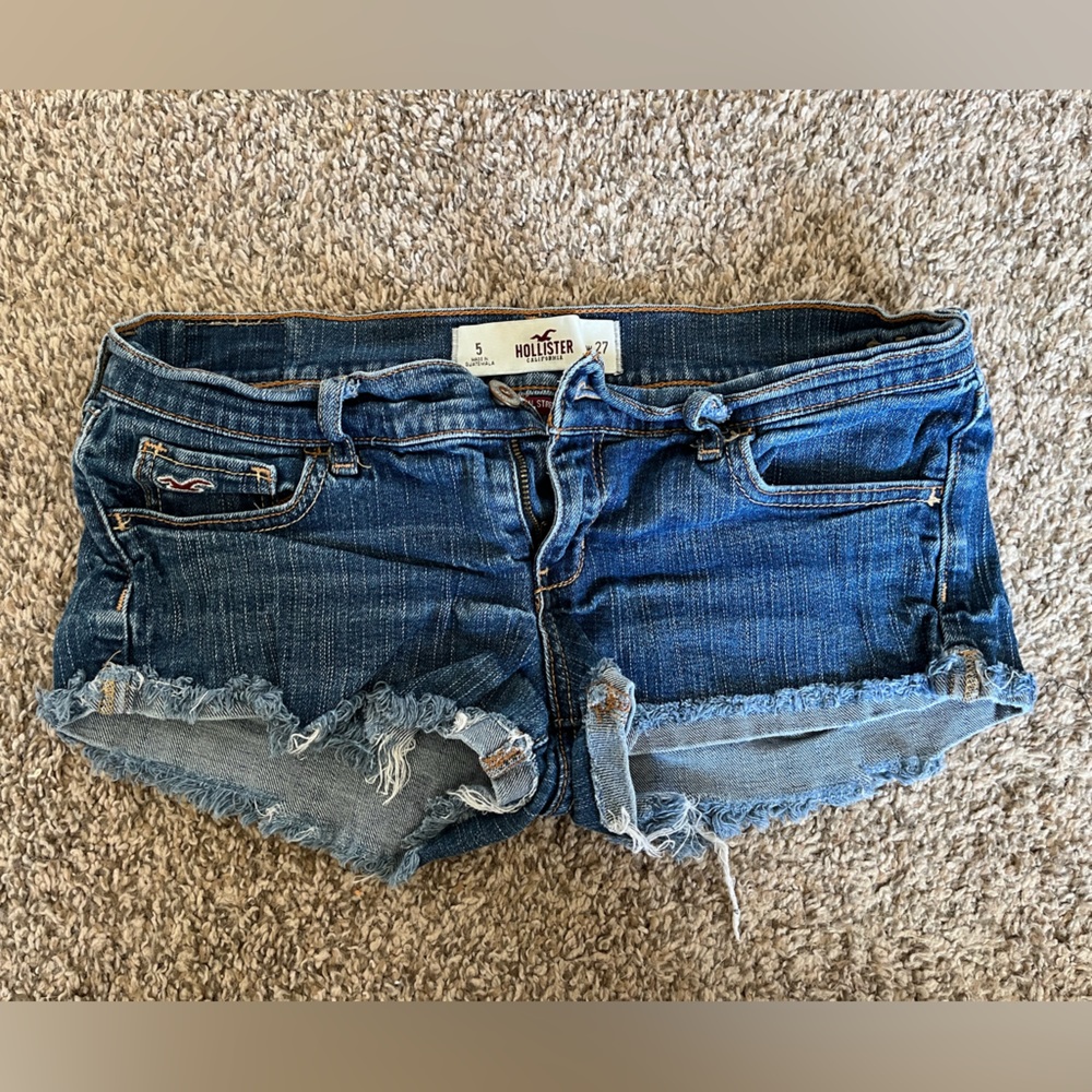 Hollister size 5 Jean shorts